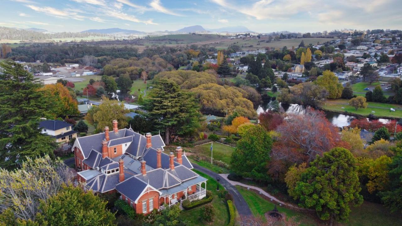 Arcoona Manor Bed and Breakfast Deloraine Εξωτερικό φωτογραφία