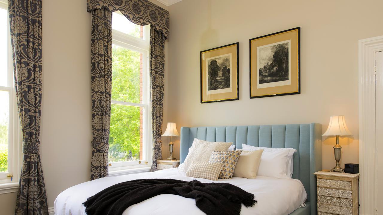 Arcoona Manor Bed and Breakfast Deloraine Εξωτερικό φωτογραφία